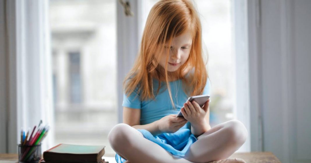 app to control kids phone
